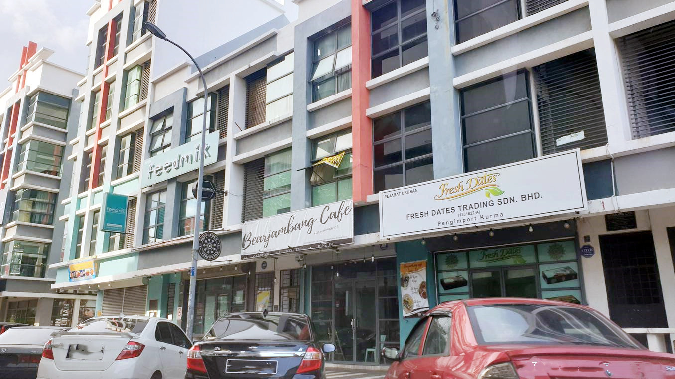 Ground Floor Alam Avenue Seksyen 16 By Emily - photo 2