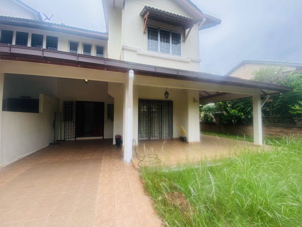 2 Sty House Bukit Jelutong Shah Alam by Emily - photo 2