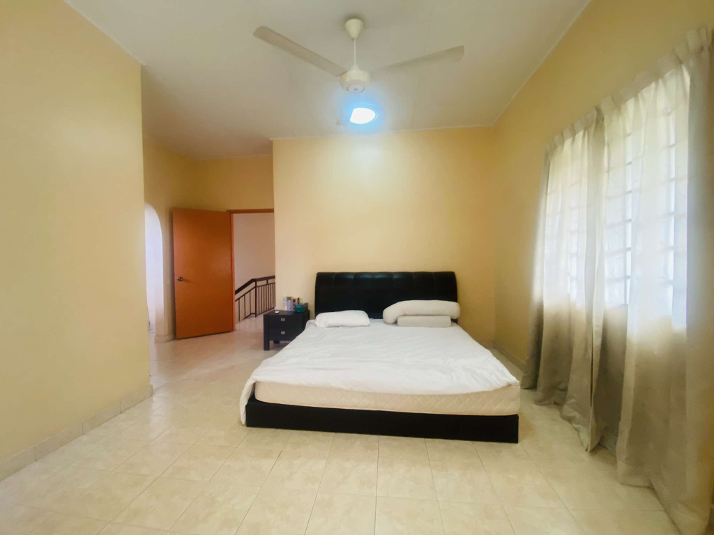 2 Sty House Bukit Jelutong Shah Alam by Emily - photo 10