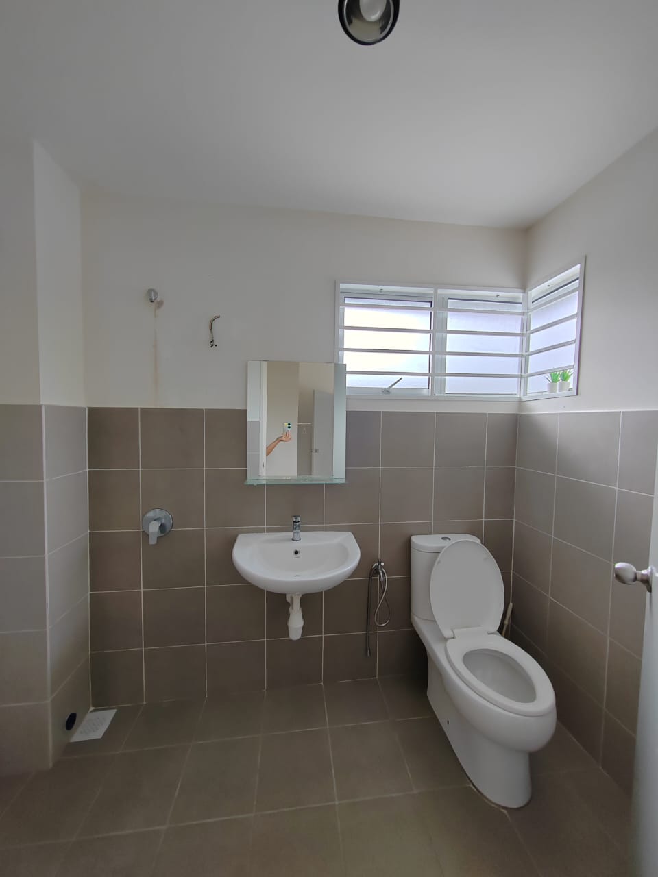 2 Storey Hillpark The Palm by Benson - photo 9