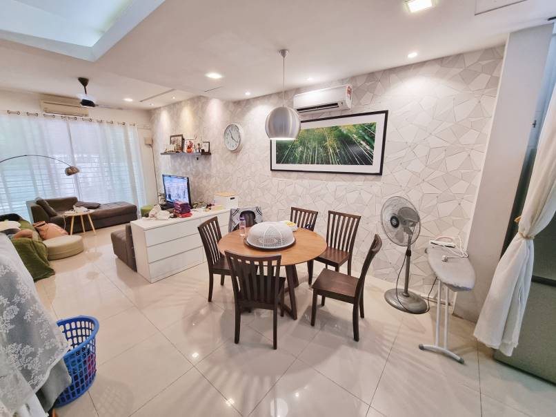 2 Story Ken Rimba Legian Renovated by Allen - photo 3