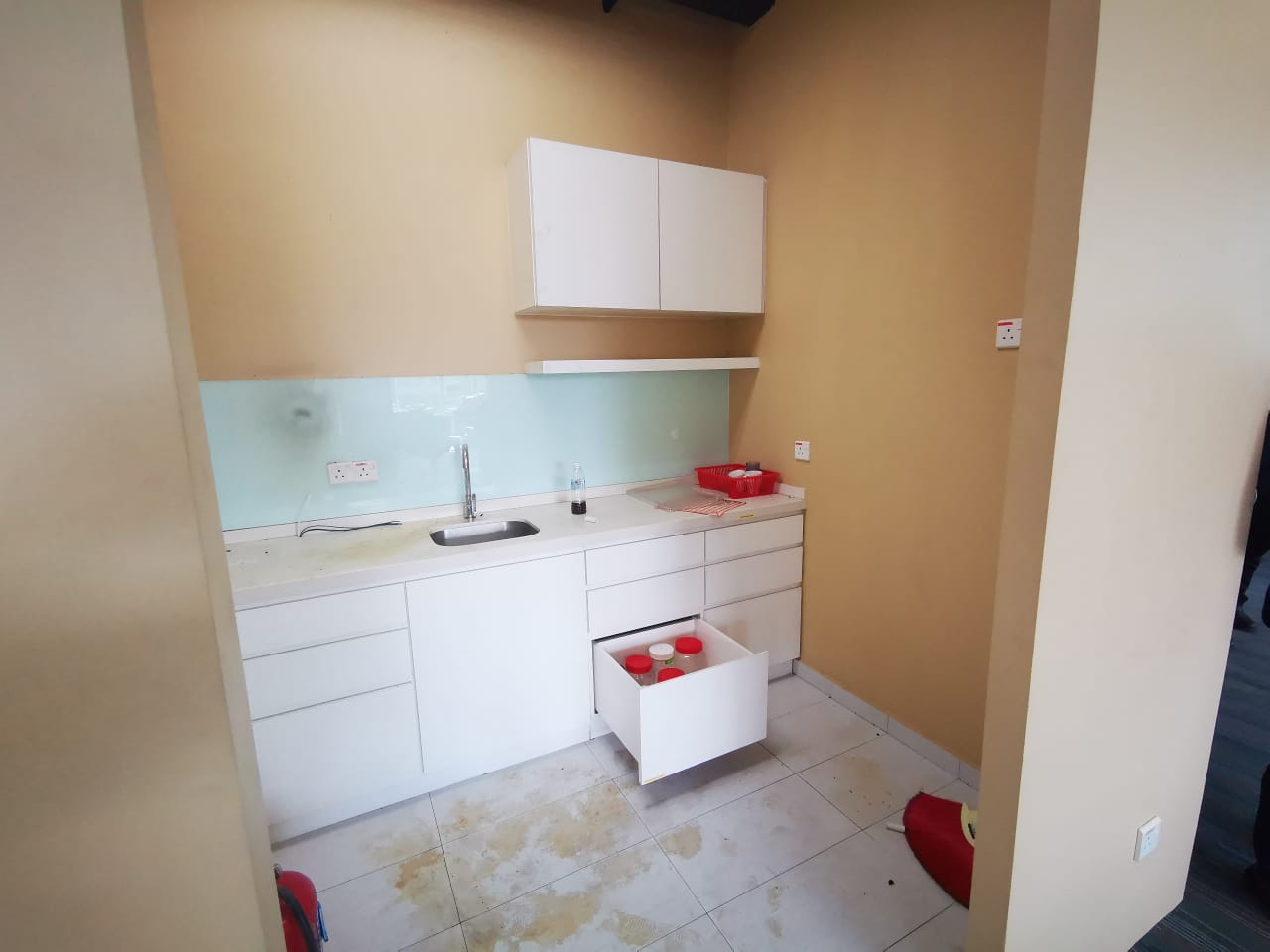 DVIDA BUSINESS CENTER  Bukit Jelutong OFFICE - photo 8
