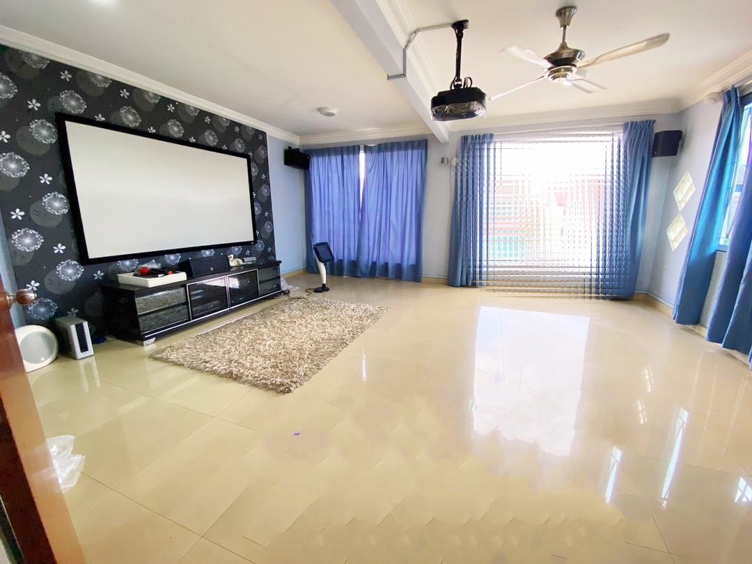 Taman tasik indah  3sty  End lot - photo 3
