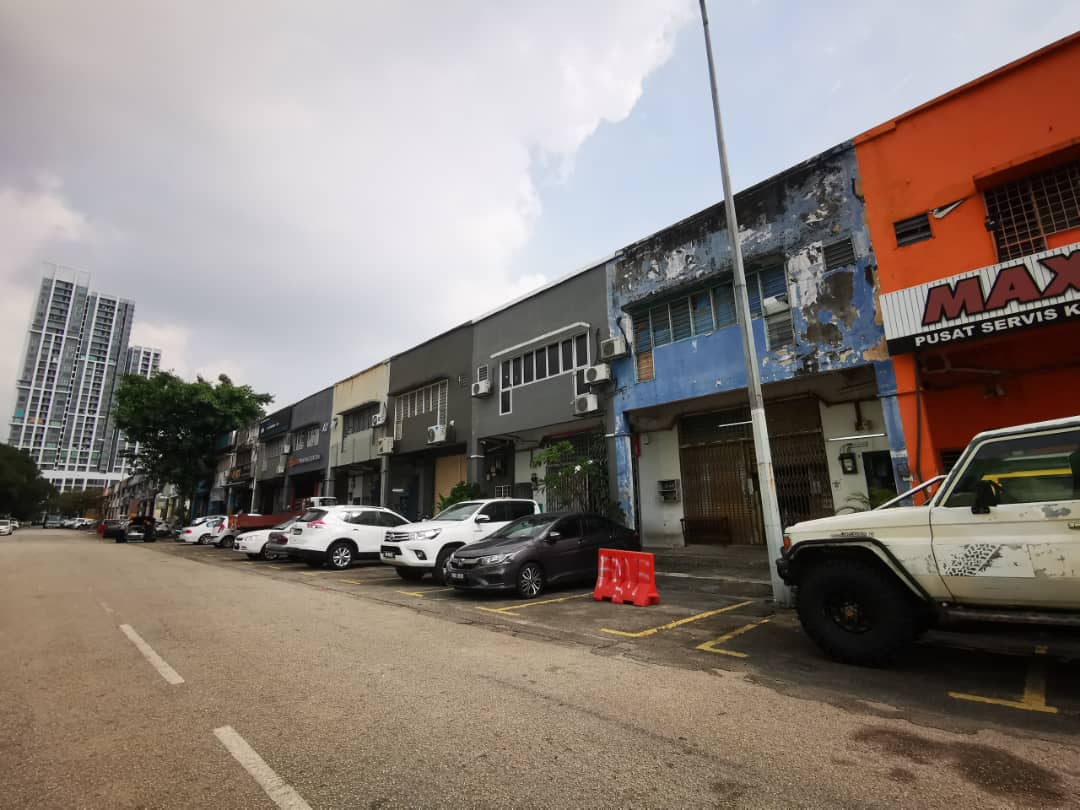 Perindustrian Ehsan Jaya Factory - photo 6