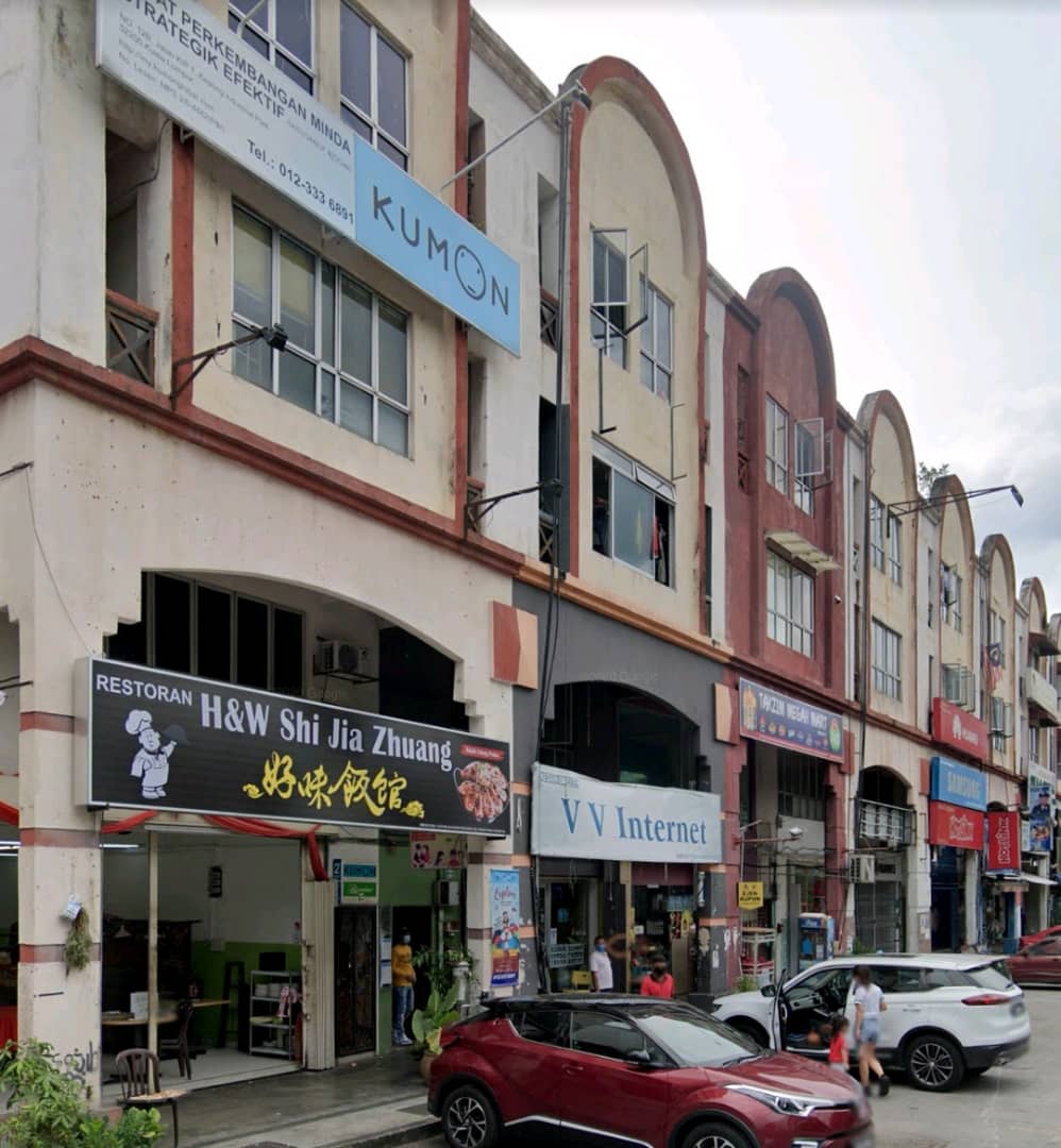 Jalan KIP Taman Perindustrian Kip adjoining shop - photo 3