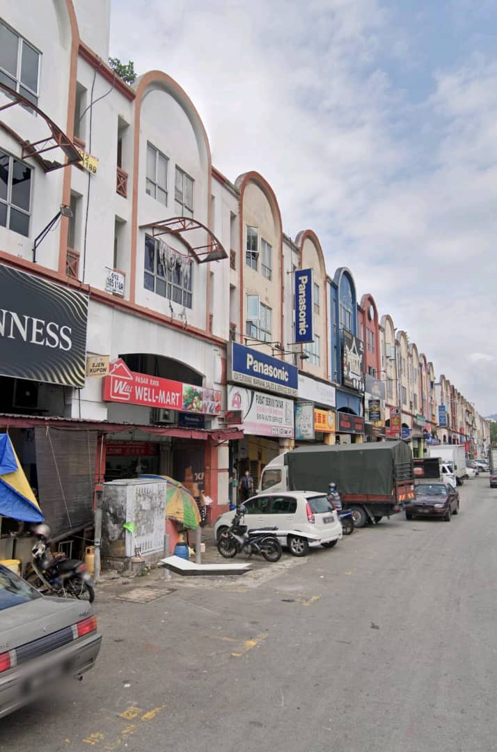 Jalan KIP Taman Perindustrian Kip adjoining shop - photo 4
