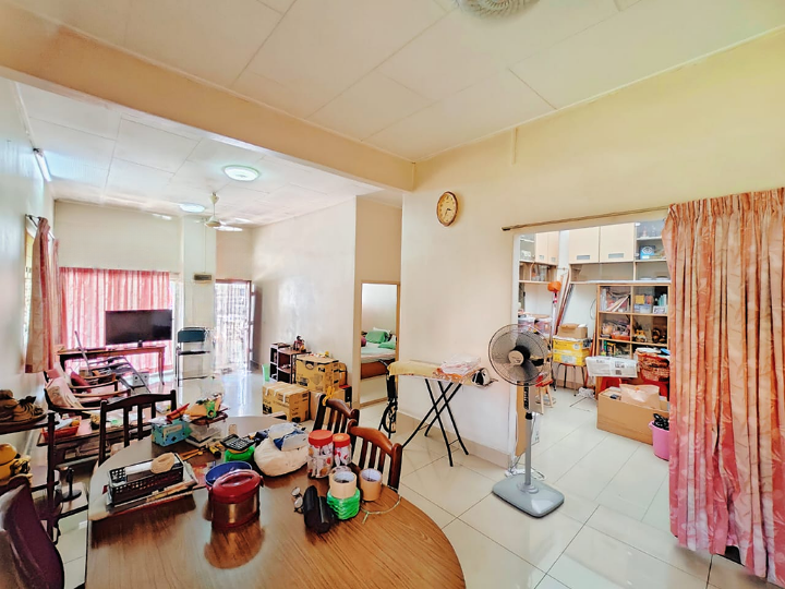 Taman bukit Maluri single storey Corner house for Sale at Kuala Lumpur