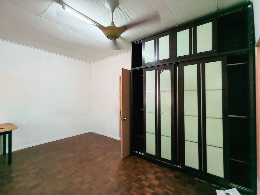 Taman bukit Maluri 2 storey - photo 11