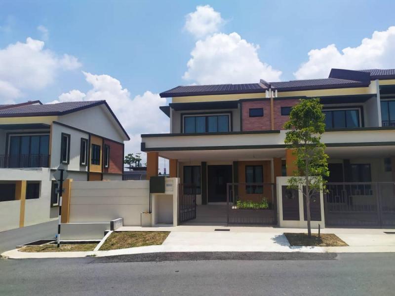 Double Storey End Lot, Taman Alam Nada, Mantin