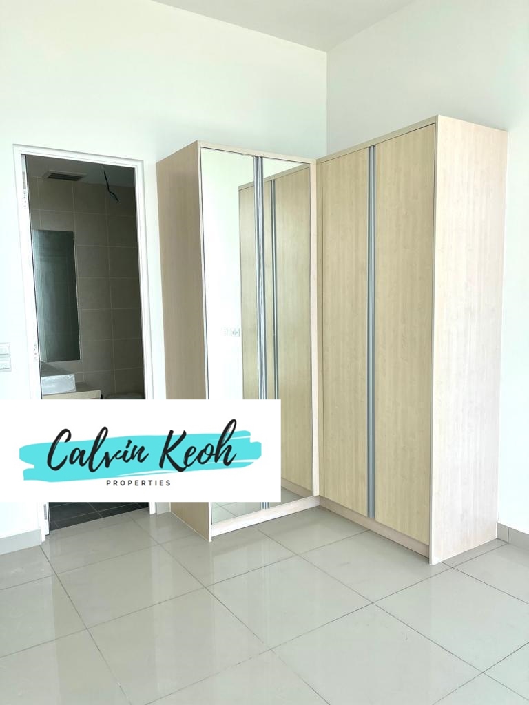 Southbay Plaza Condominium 600K - photo 2