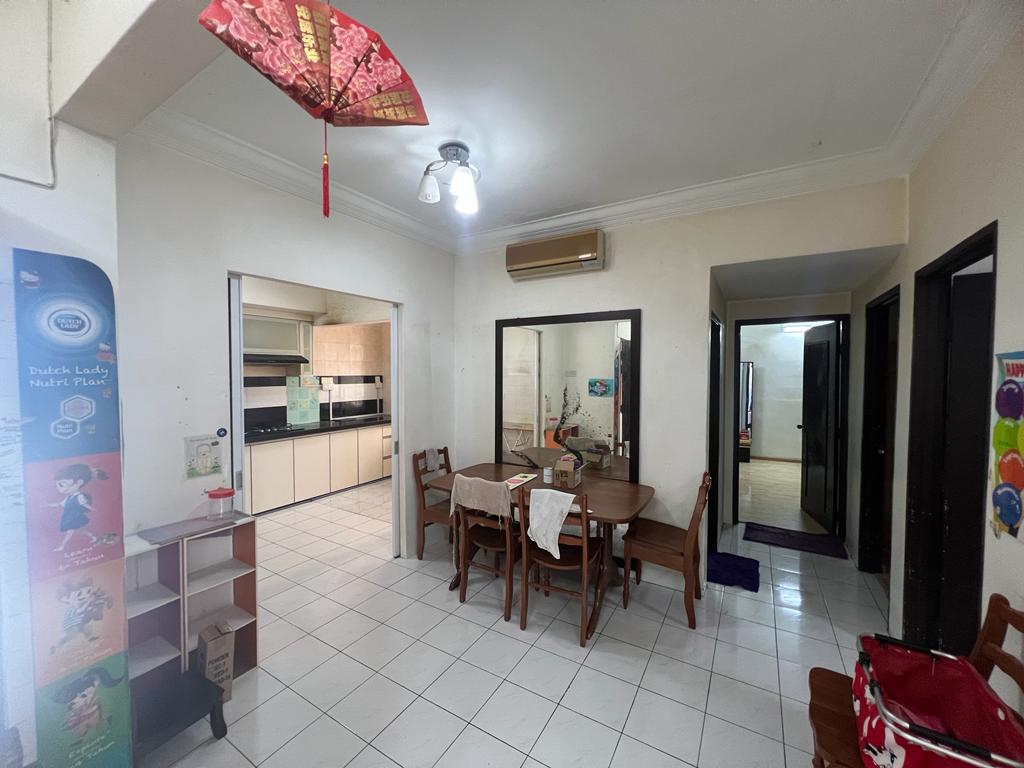 Villa Emas 360k - photo 2