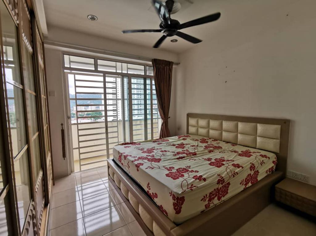 D Piazza 1300sf 1cp 585k - photo 2