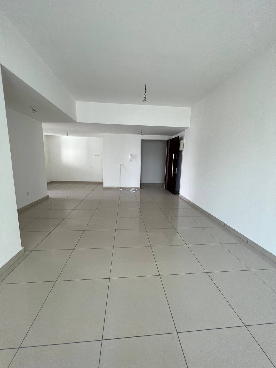 Skyridge Garden 1450sf 800K - photo 2