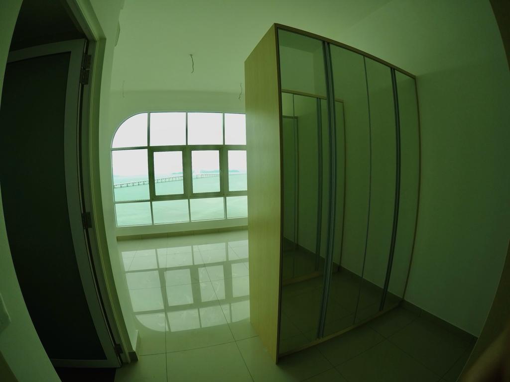 Southbay Plaza 1,7m - photo 12