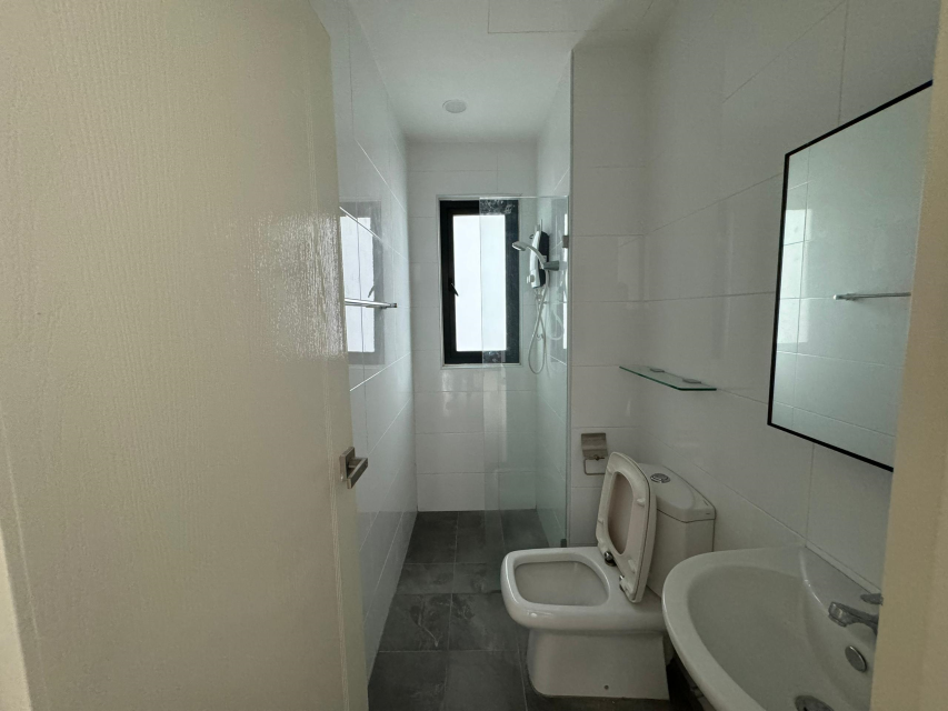Grace Residence 650k 1016sf - photo 4