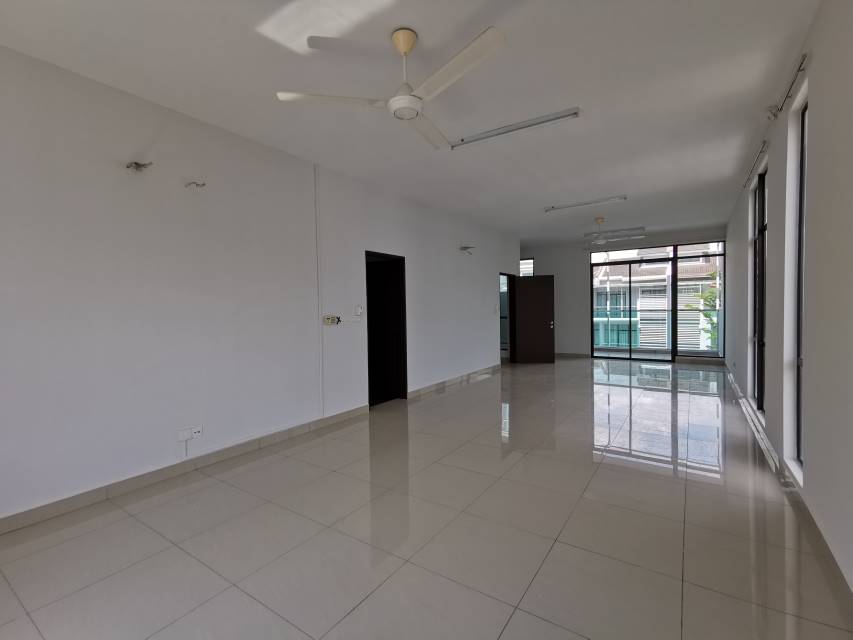 EndLot Kinrara Residence 3 Sty Superlink - photo 11