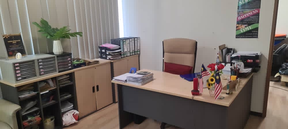 KLCC SOHO Suites Office Full Furnished For Rent
