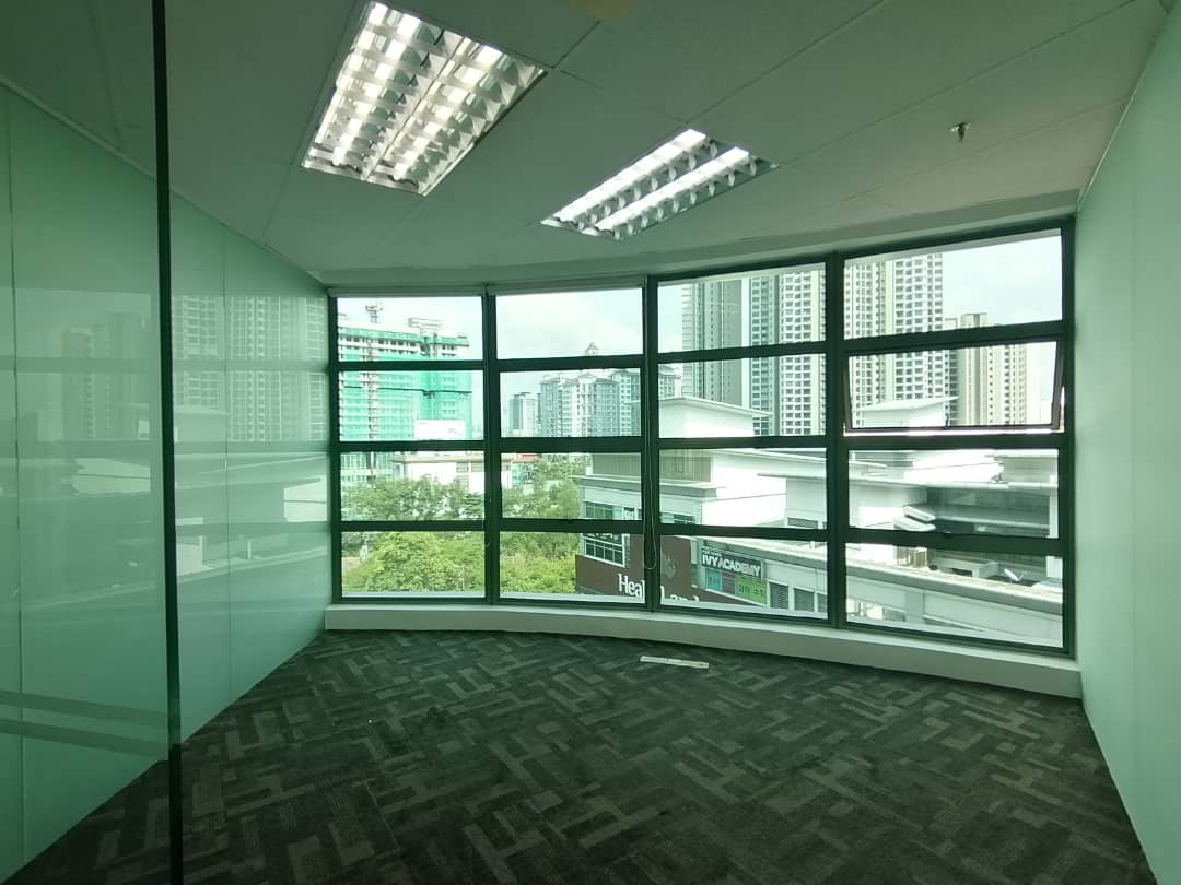 Solaris Office Unit For Rent - photo 7