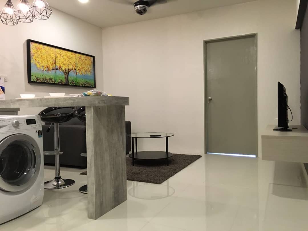 Mercu Summer Suites Renovated For Rent - photo 2