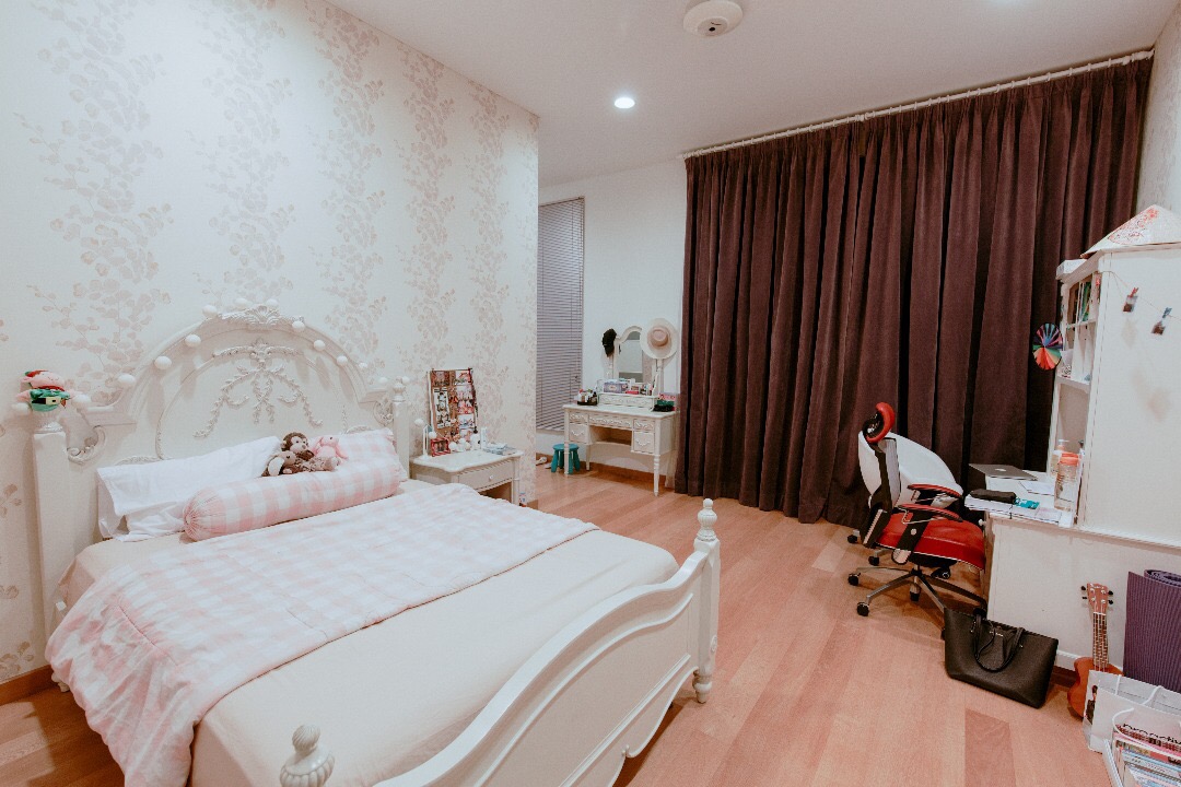The Residence - photo 13