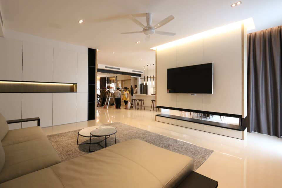 Pavilion Hilltop Premium Renovated For Rent - photo 1