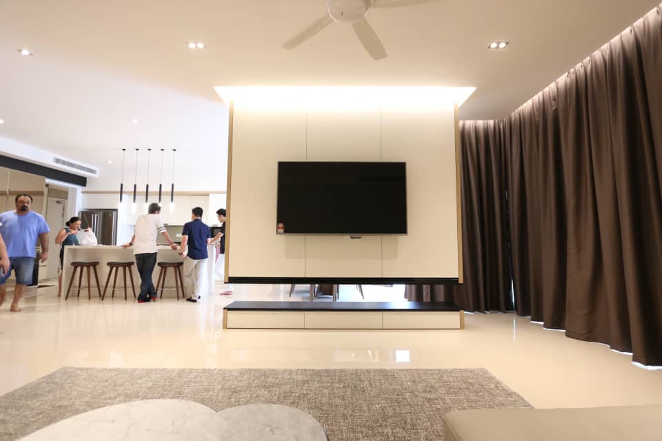 Pavilion Hilltop Premium Renovated For Rent - photo 3