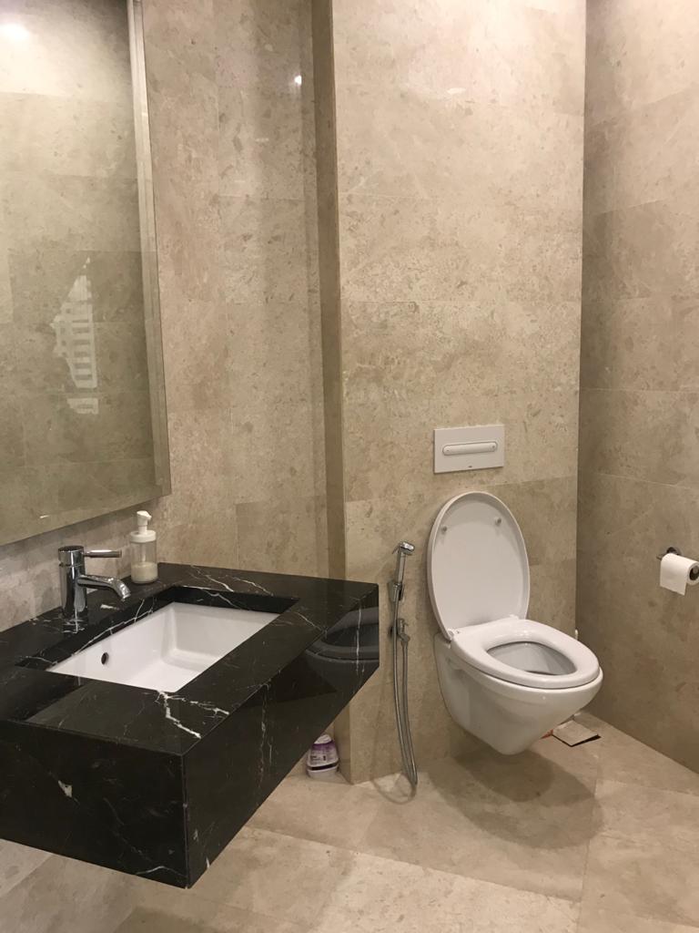 Banyan Tree Residence For Rent - photo 6