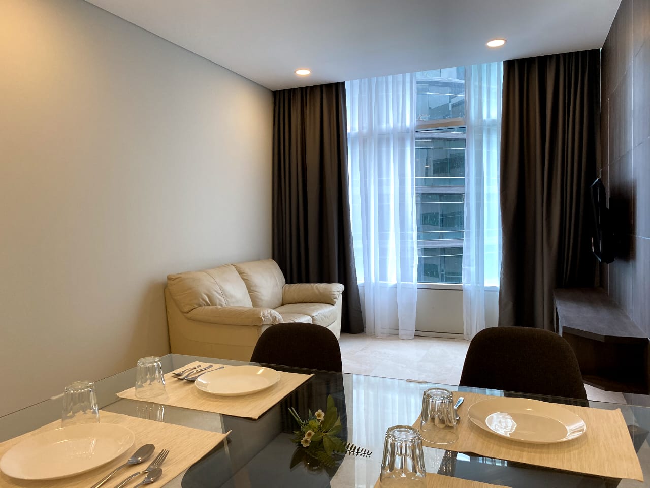 Sky Suites For Rent - photo 2