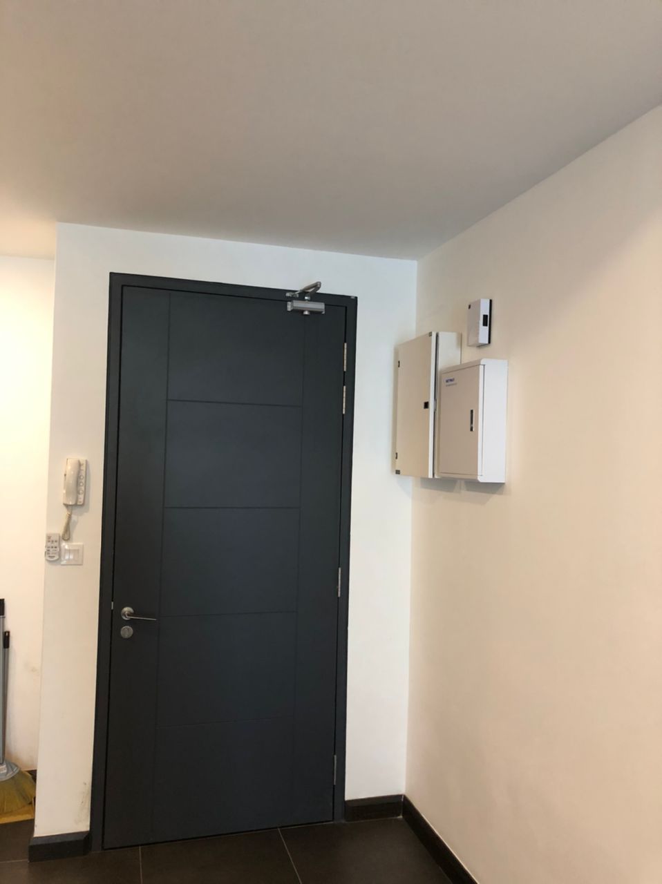 V Residence Suites - photo 6