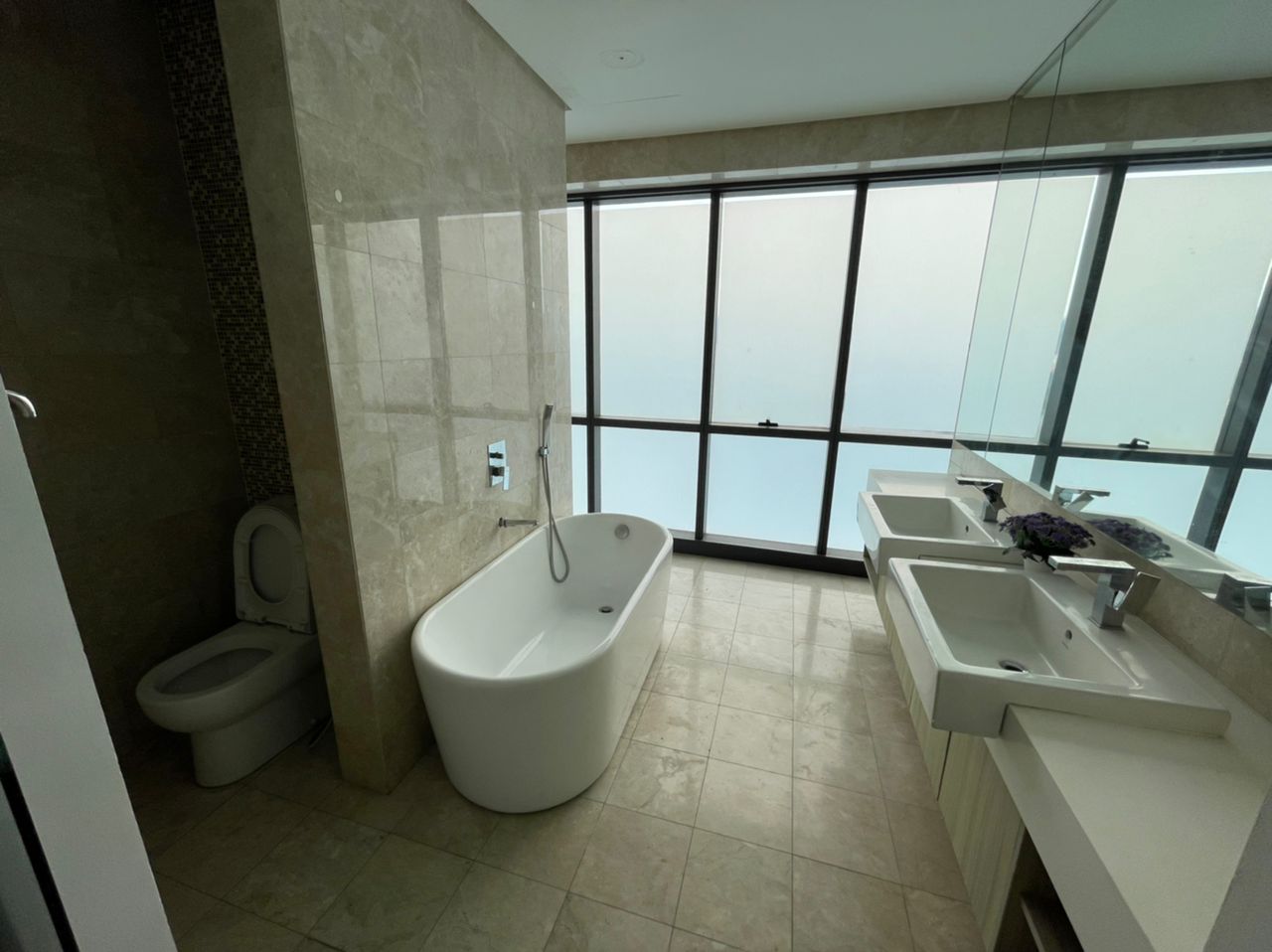 The Elements Condo For Rent - photo 9