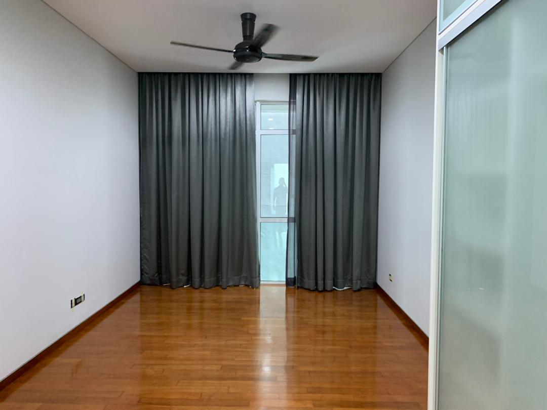 The Pearl Condominiums - photo 9
