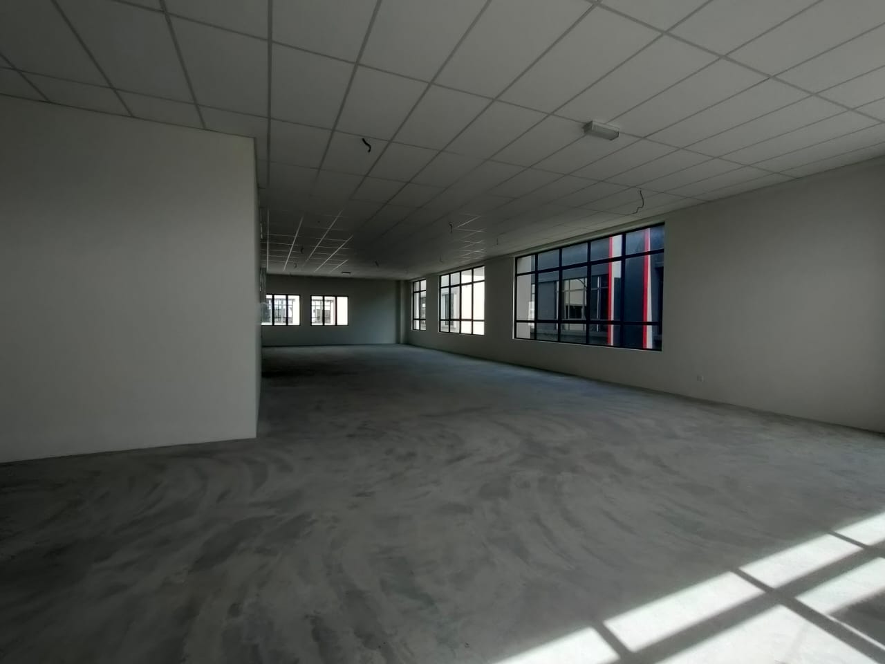 Kota kemuning end lot brand new double storey shop - photo 8
