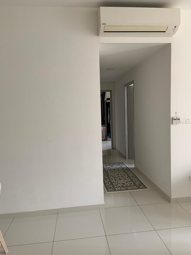 Midfields 2 condo sungai besi for rent - photo 9