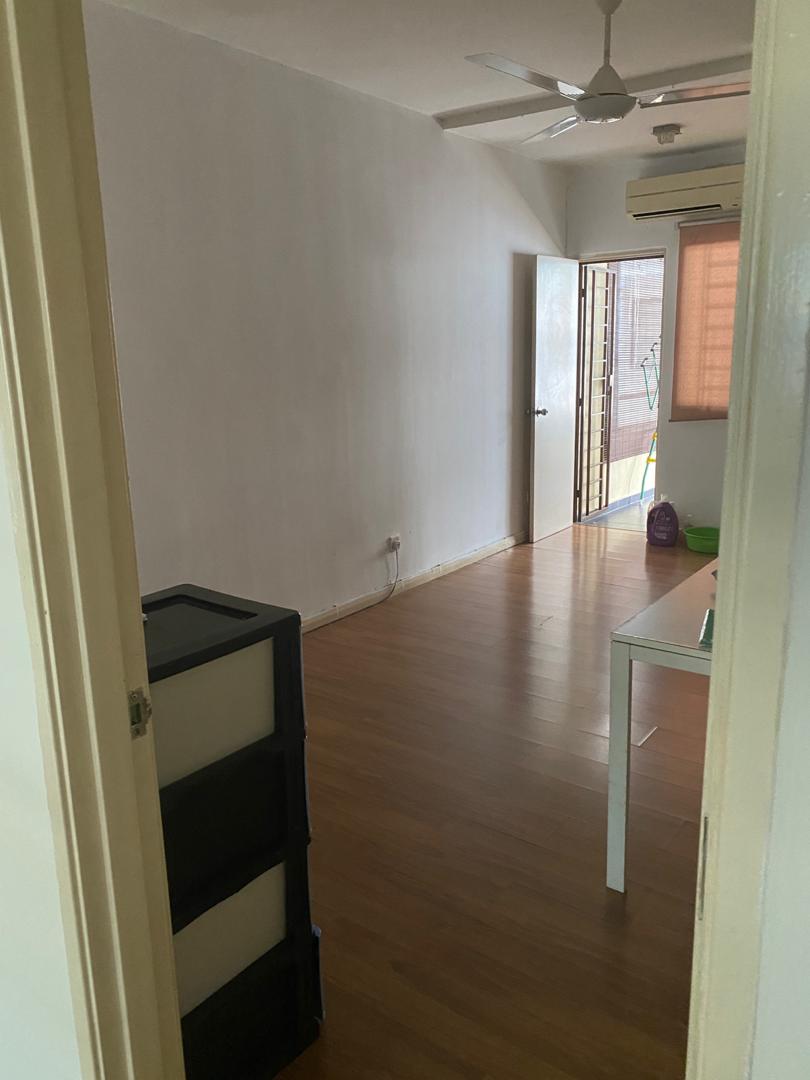 Meadow Lake fields sungai besi for rent - photo 3