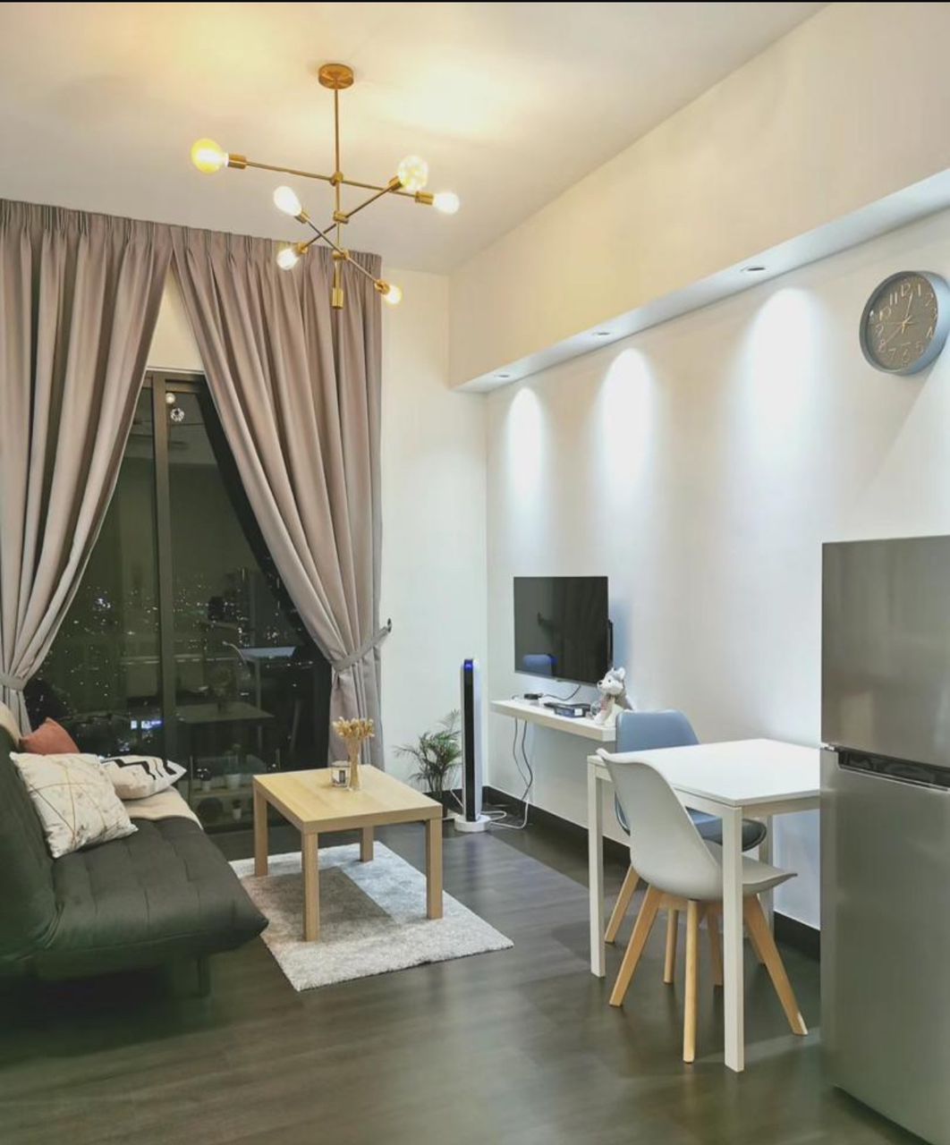 28 Boulevard RexTan ...