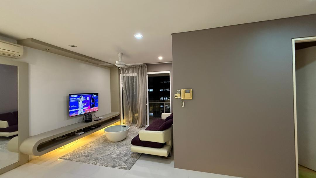 Bintang Goldhill Luc ...