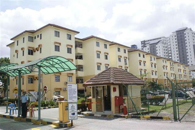 Goodyear Court 6, UEP Subang Jaya - photo 1