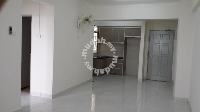 Main Place Residence, UEP Subang Jaya - photo 5