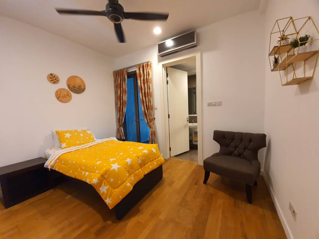 Seni Mont Kiara - photo 12