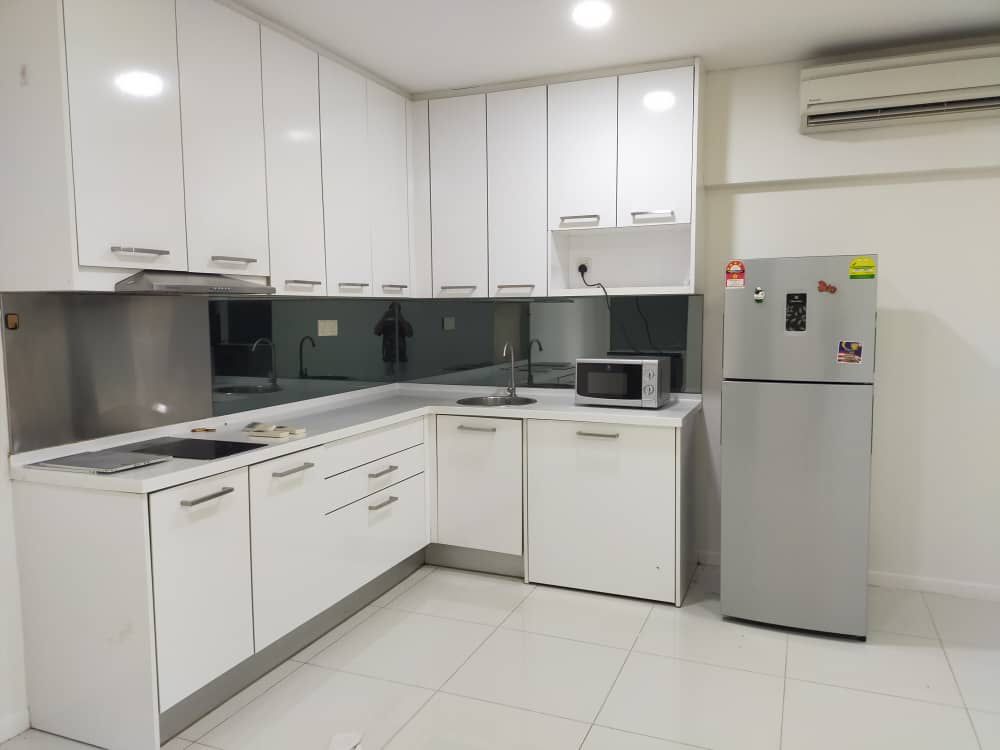 Mercu Summer Suites - photo 2