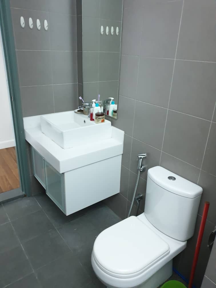 Mercu Summer Suites - photo 3