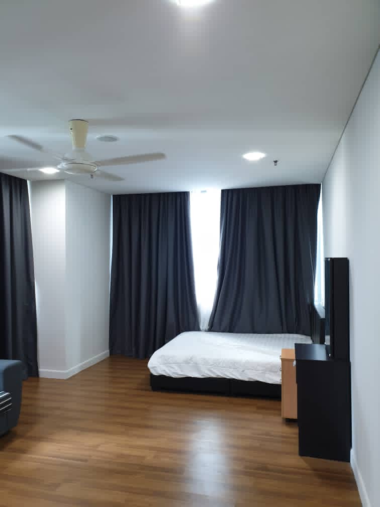 Mercu Summer Suites - photo 9