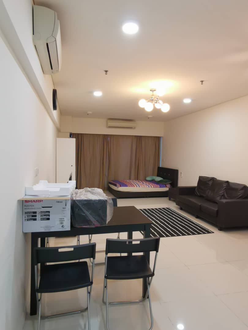 Mercu Summer Suites - photo 2