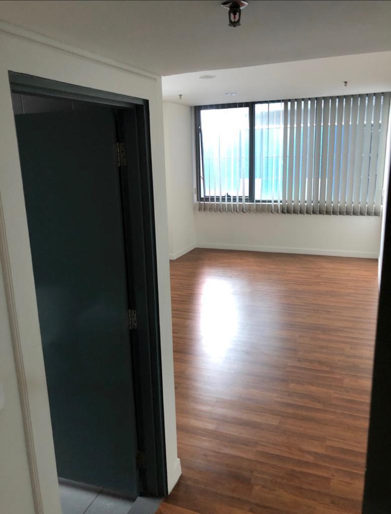 Mercu Summer Suites - photo 2