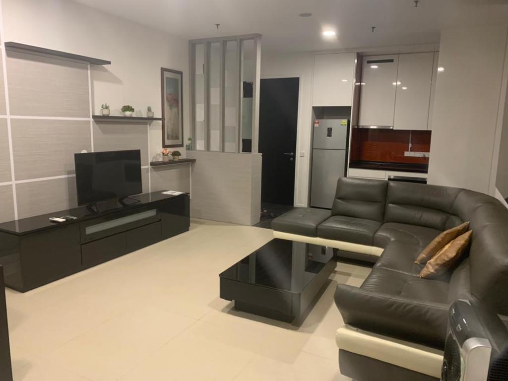 Arcoris Residences M ...