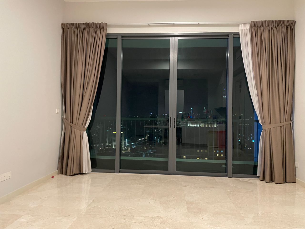 VOGUE SUITES ONE,KL ECO CITY - photo 2