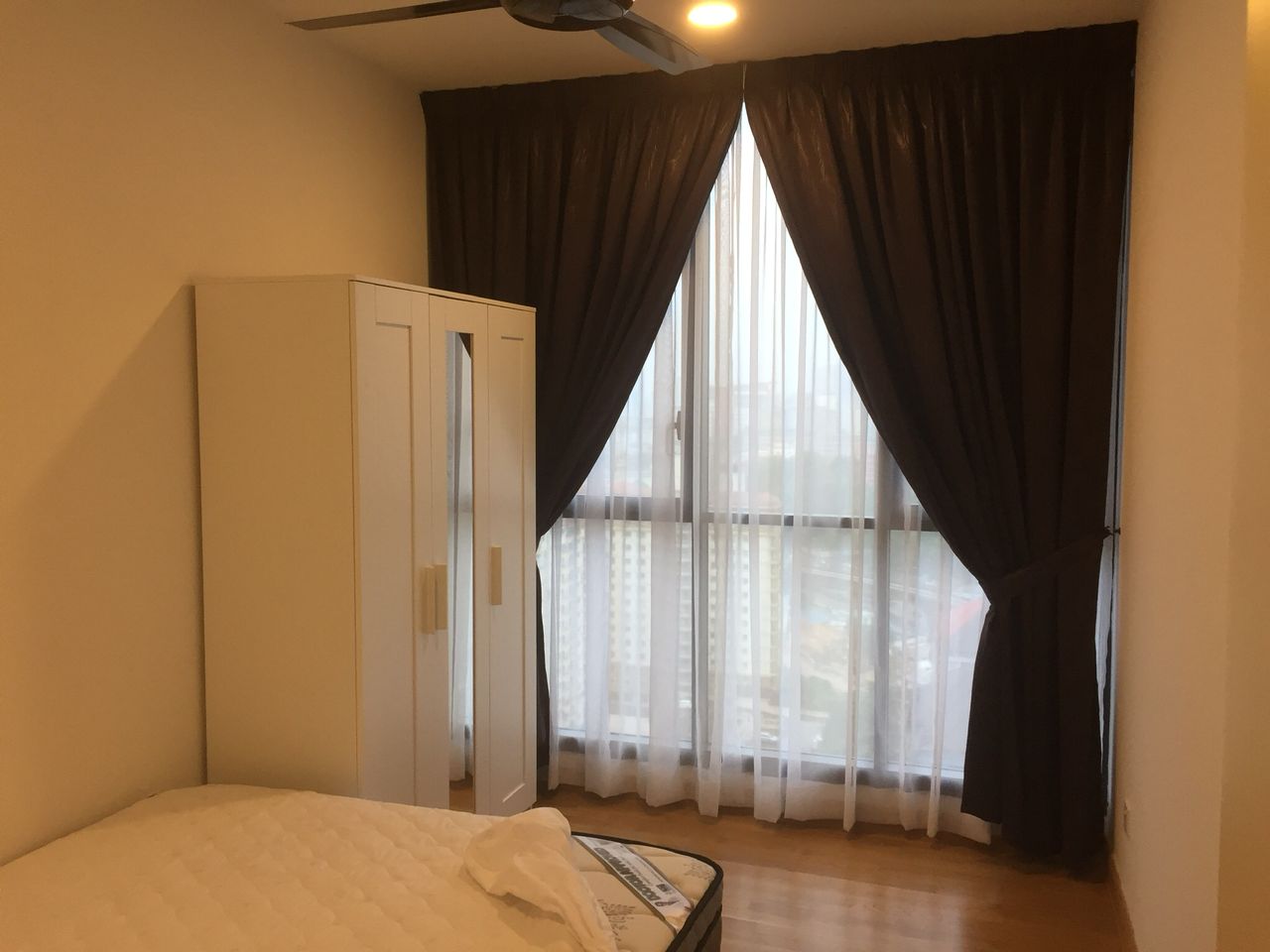 KL GATEWAY RESIDENCE - photo 4