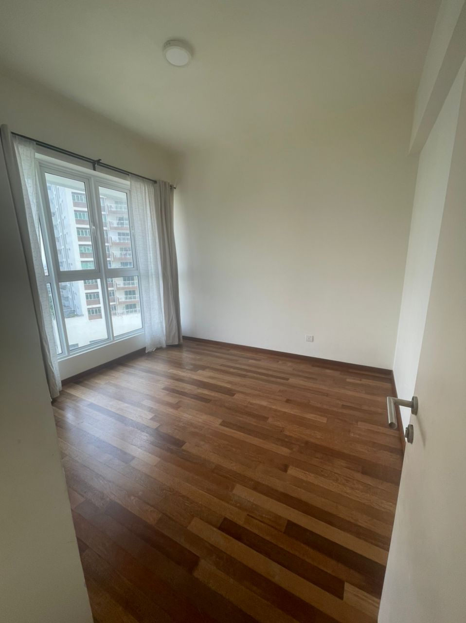 28 dutamas - photo 5