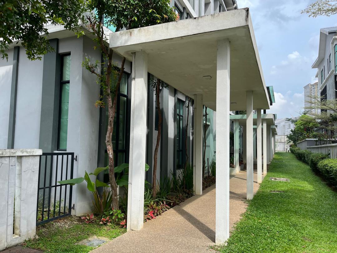 laman bukit serdang town house - photo 9
