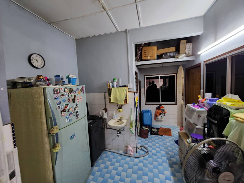 Single Storey Terrace House in Taman Desa Jana - photo 6